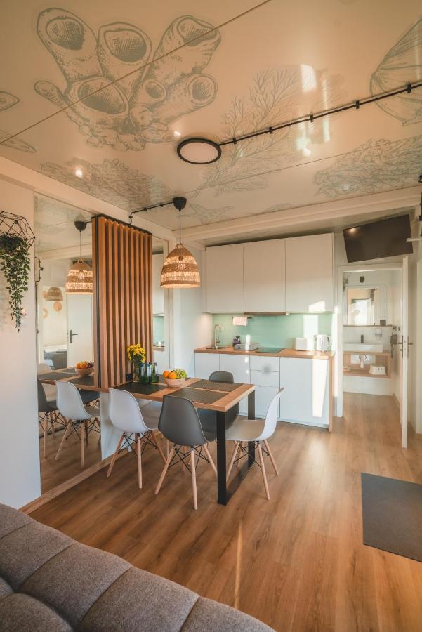 Rresort - Domki Z Krytym I Podgrzewanym Basenem, Sauna, Wifi, Parking W Cenie! ريفال المظهر الخارجي الصورة